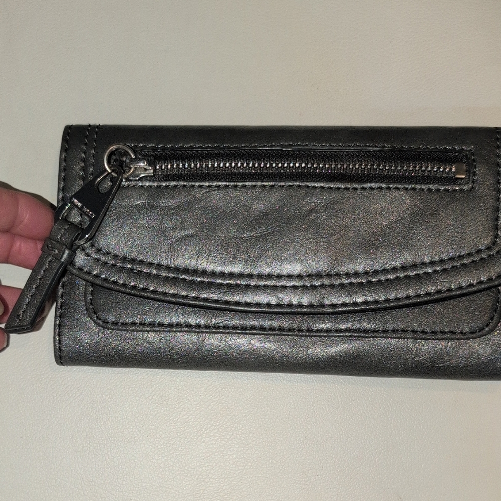 Chic Metallic Gray Women's Wallet